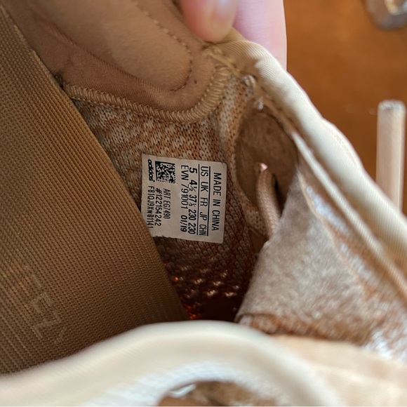 Adidas Yeezys Boost 350 V2 “Clay” - Picture 5 of 5